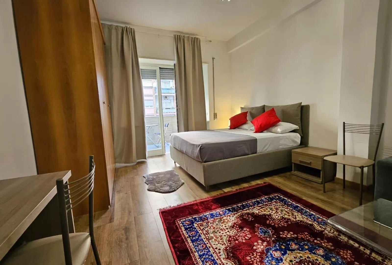 Apartament Simone House Rzym